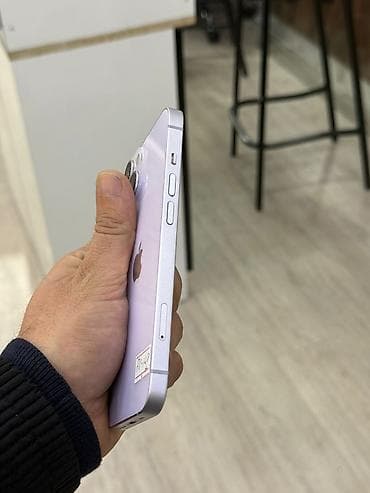 playstation islenmis: IPhone 14, 128 GB, Face ID — 3