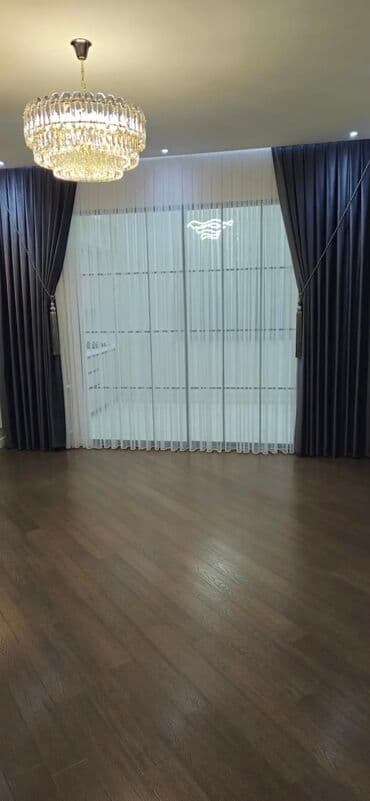 07 perde: Qalın, boz rəngli, zərli naxışlı pərdələr otağa zərif və dəbli bir — 6