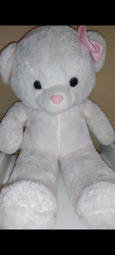 begemot yumşaq oyuncaqlar: Böyük ölçülü plyuş ayı oyuncağı - Rəng: açıq krem/boz ağ, qulağında — 1