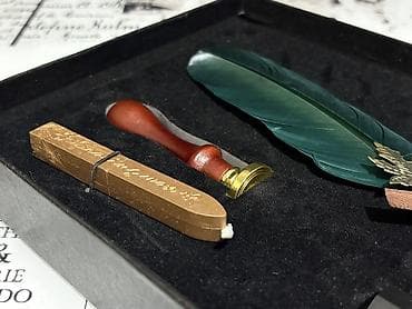 qələm: Vintage üslubda yazı və mum möhür dəsti Dəst tərkibi: - Tük qələm — 7