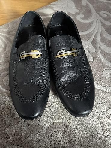 Ayaqqabılar: Salvatore Ferragamo kişi mokasinləri(Cəmi 3 dəfə geyinilib,200 azn — 2