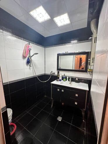 sibrizdə evlərin qiyməti: Bakı, Hövsan qəs., 3 otaqlı, Köhnə tikili, m. Əhmədli, 75 kv. m — 9