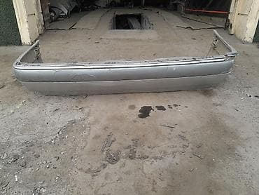 2 9 mator: Arxa, Mercedes-Benz 210 — 3