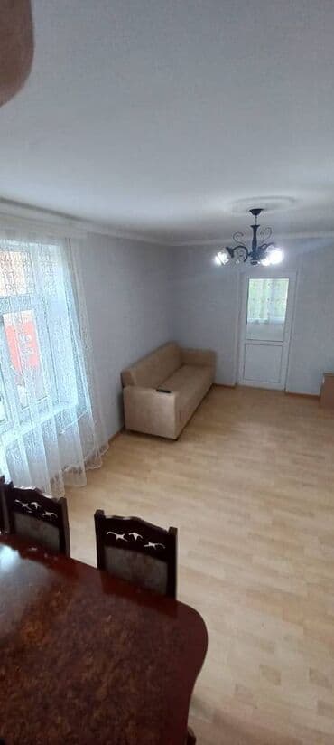 lokbatanda yeni tikilen binalar: Neftçilər metrosu,Uni Bankın yanı, yeni təmirdən çıxmış yeni əşyalarla — 1