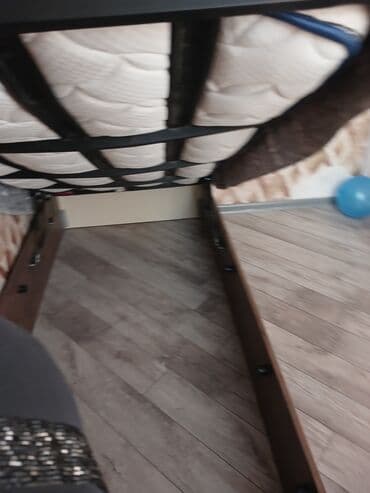 ev stulları: İşlənmiş, Təknəfərlik çarpayı, Bazalı, Matrassız, Siyirməsiz — 5