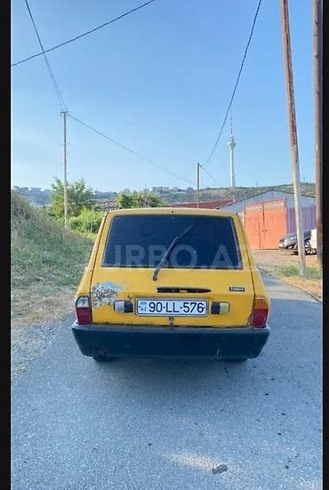 brabus disk: ZAZ Tavria kombi (ZAZ-1102/11055 seriyası) – universal kuzovlu sarı — 2