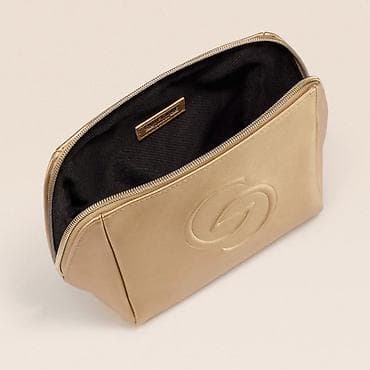 Giordani Gold qızılı kosmetik çanta - Zərif, metal parıltılı qızılı lalafo.az -da Giordani Gold qızılı kosmetik çanta - Zərif, metal parıltılı qızılı