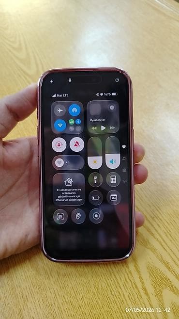 IPhone 17, 256 GB, Çəhrayı, Simsiz şarj