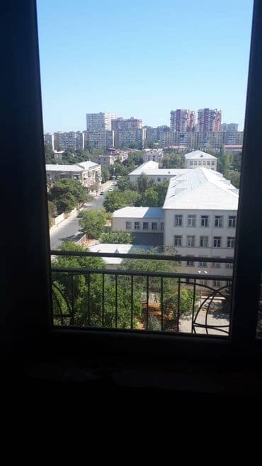 9 ci mikrorayon satilan evler: 3 otaqlı, Yeni tikili, m. Neftçilər, 144 kv. m — 10