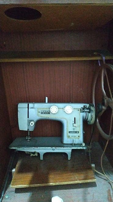 Tikiş maşını Chayka, İşlənmiş,Elektromexaniki, 1 saplı, Ünvandan götürmə lalafo.az -da Tikiş maşını Chayka, İşlənmiş,Elektromexaniki, 1 saplı, Ünvandan götürmə