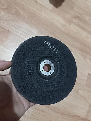 Отрезные диски: Bosch metal üçün kəsici disk Məhsulun xüsusiyyətləri: - Brend: Bosch — 2