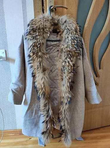 S-M razmere gedər.2-3 dəfə geyinilib.Xarice kocuruk deyə satıram.450