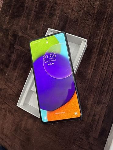 samsung es 8: Samsung Galaxy A52, 128 GB, rəng - Qara, Barmaq izi, Face ID — 1