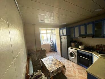 9 ci mikrorayon satilan evler: Bakı, Qaraçuxur qəs., 3 otaqlı, Köhnə tikili, 96 kv. m — 5