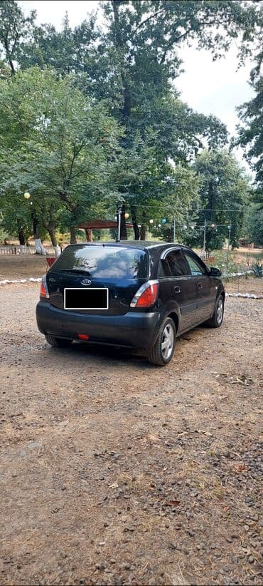 lada kalina 2011: Kia Rio: 1.5 l | 2008 il Hetçbek — 4