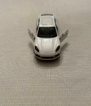 transformer stul yedizdirmək üçün: Təcili Satılır. Endirim Var. Tesla avtomobil modelka — 3