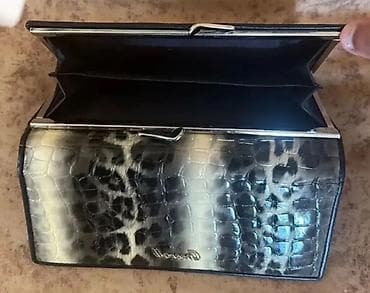 Сумки: Qadın Rəngarəng, jurnal-kollaj printli qadın pulqabısı satılır. - Üst — 6