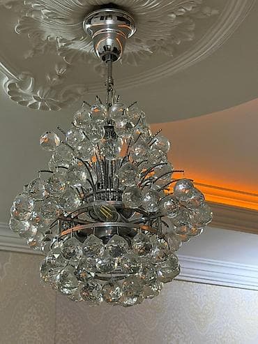 Çılçıraq, Xrustal