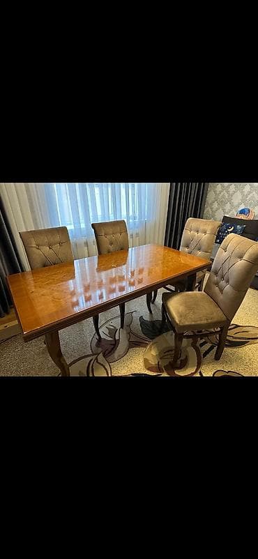 Qonaq otağı üçün, Dördbucaq masa, 4 stul