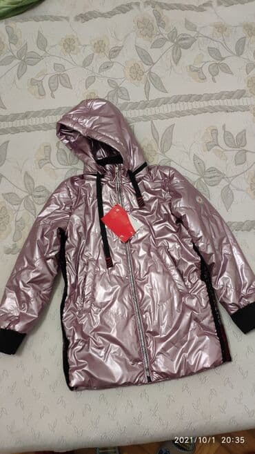 sumqayitda qadin ucun is elanlari: Qiz uchun parlaq vetrovka. Tezedir, olchu - 116-140 sm. Qiymeti 35 — 1