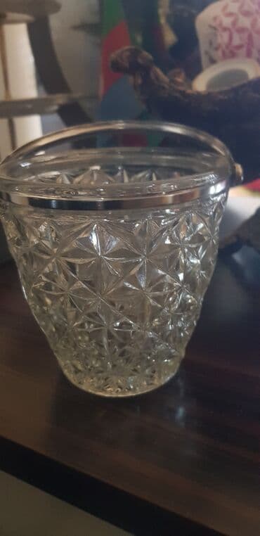 Cutu 10 man. Kecmisin xrustal konfet qablari — 1