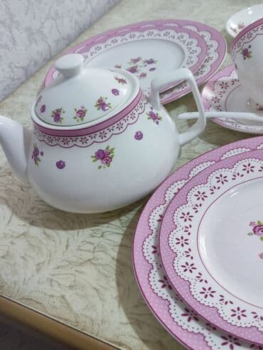 Digər süfrə qabları: 2neferlik — 1