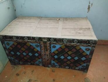 15 lik dikt: Qədim Sandıq. 1959-cu ildə düzəldilib. Qiyməti 950 ₼ — 5