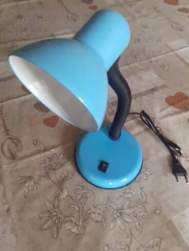 кликер для презентаций: Masaüstü işıqlandırma lampası – rəngli model - Rənglər: açıq yaşıl — 3