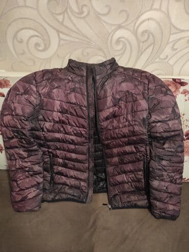 Kişi üst geyimləri.
Hər biri 20 azn