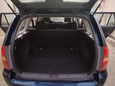 Toyota Corolla Fielder (universal kuzov) - Kuzov: universal, tünd — 4