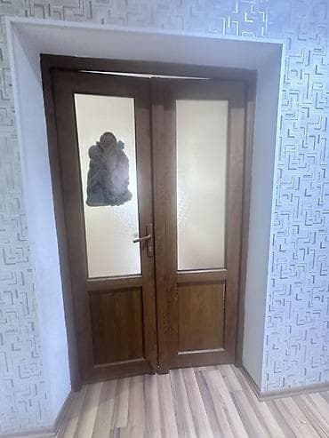 Sendviç panellər: İkiqat otaq qapısı – plastik karkaslı, şüşəli model - Material — 1