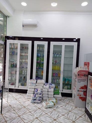 e suleymanov kucesi: Həzi Aslanov metrosunun yaxınlığında yol kənarı,sahəsi 85kv/m — 1