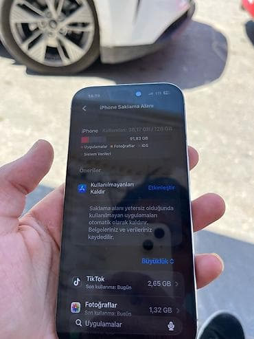 iphone 30: IPhone 15 Pro, 128 GB, Natural Titanium, Barmaq izi, Face ID — 7