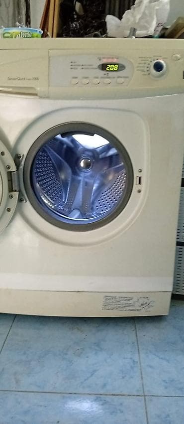 işıqlı paduqa: Samsung 6 kq 220 Azn Samsung - göy işıqlı 180 Azn 5 kq BOSCH 8kq 230 — 3