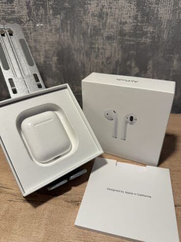Аккумуляторы: Б/у Беспроводные (Bluetooth) Наушники, Apple, цвет - Белый — 1