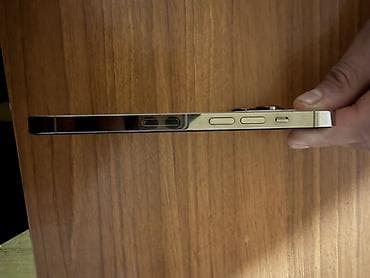 Фото и видеокамеры: IPhone 14 Pro, 256 ГБ, Matte Gold, Face ID — 4