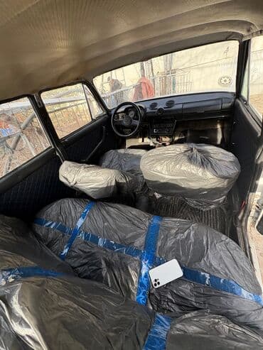 кредит авто: VAZ 2106 (sedan) – proyekti üçün baza - Kuzov: 4 qapılı sedan, ağ — 6