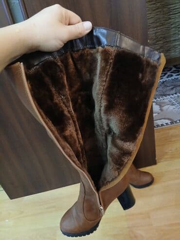 Серьги: Сапоги, Размер: 36, цвет - Коричневый, Б/у — 2