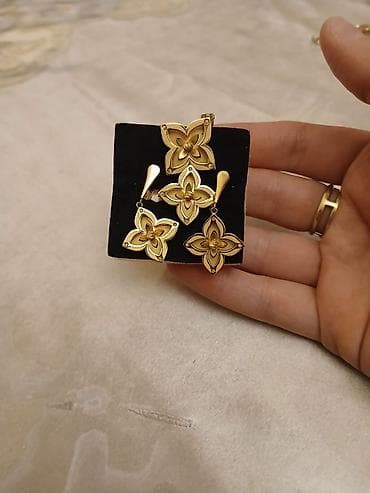 smart saat mi: Dəstə daxildir: Sırğa — 2