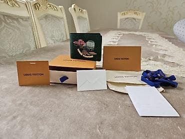 pul kiseleri: Pulqabı, Təbii dəri — 1