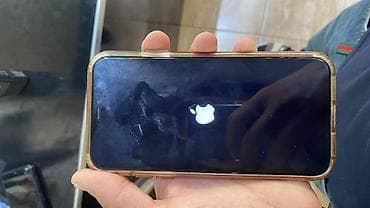 telefonlar 32 s: IPhone 11, Yaşıl — 2