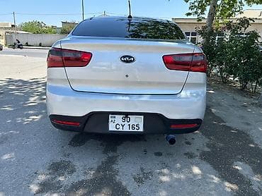 mercedes 208 d: Kia Rio sedan – gümüşü 2013 il 291km tecili satilir pul lazim oldugu — 1