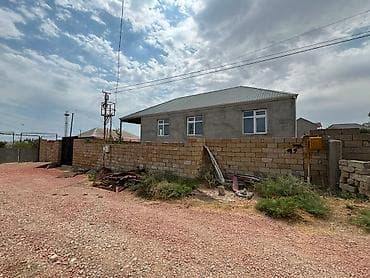 sabuncuda ev: 3 otaqlı, 110 kv. m, Orta təmir — 6