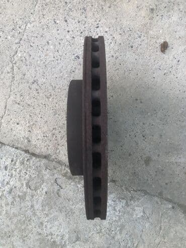 Əyləc diskləri: Ön, Mercedes-Benz Mercedes Benz W211, 2008 il, İşlənmiş — 2