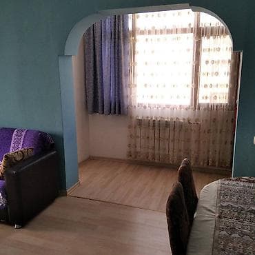 qubada satilan evler 2025: Bakida Nesimi metro Zerife parki yaninda gundelik/sutkaliq (gunluk — 6