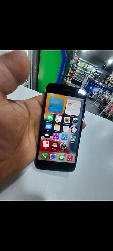 IPhone 7, 128 GB, Qara, Zəmanət, Barmaq izi, Simsiz şarj