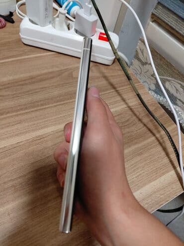 Samsung Galaxy S23 Ultra, 256 GB, rəng - Ağ, Simsiz şarj, İki sim kartlı, Face ID