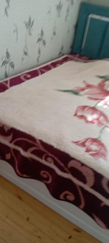 55 kv. m, 3 otaqlı, Kombi, Qaz, İşıq