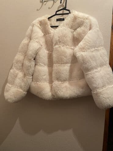 Yeni kimi S-M ölçü.baha alınıb 30 azn satılır