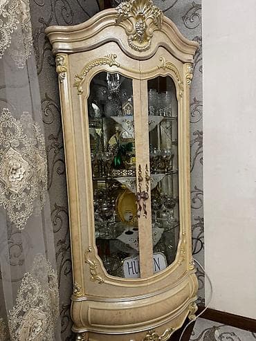 paltar dolablar: Klassik üslubda vitrin-bufet dəsti - Üslub: Barokko klassikasına — 2